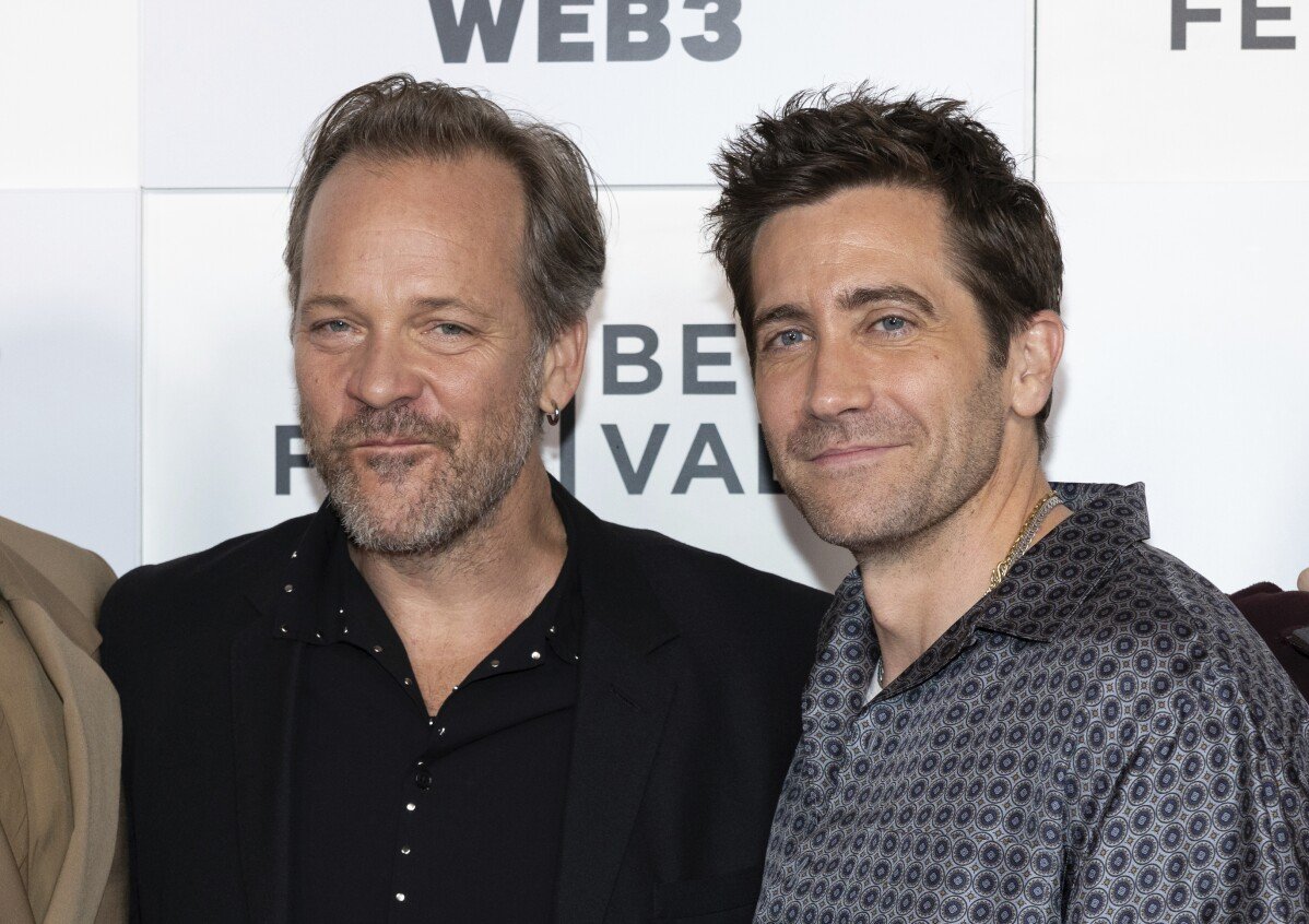 Los cuñados Jake Gyllenhaal y Peter Sarsgaard se enfrentan en 'Presumed Innocent'  